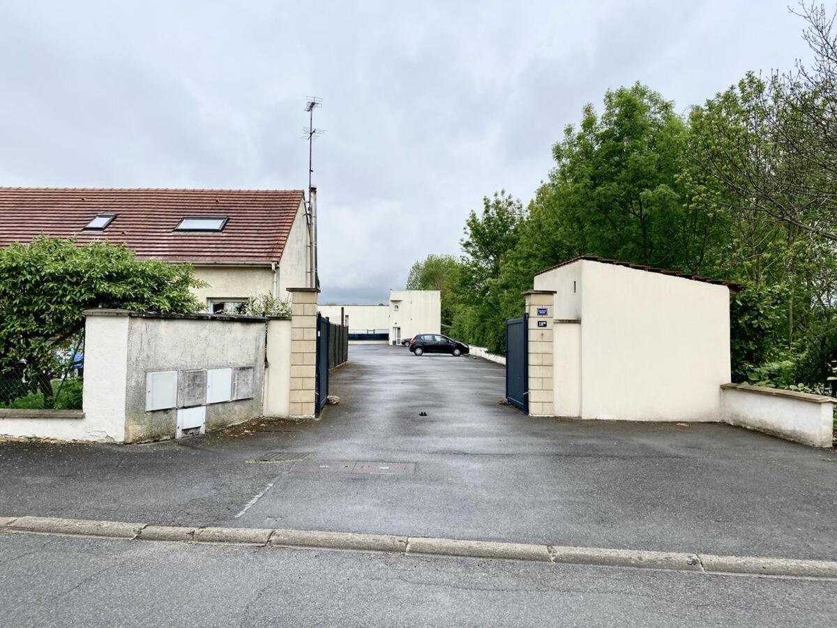 L'Escale : Duplex 4 Pers. Asterix, Aeroport Roissy Cdg, Paris Daire Moussy-le-Neuf Dış mekan fotoğraf